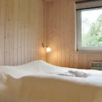 3 Bedroom Pet Friendly In