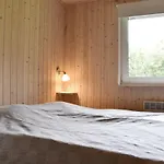 Ferienhaus 3 Bedroom Pet Friendly In